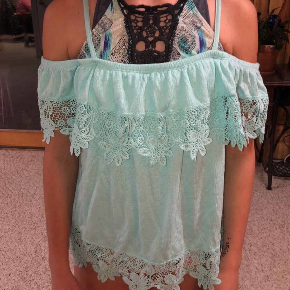 Cute off the shoulder crop